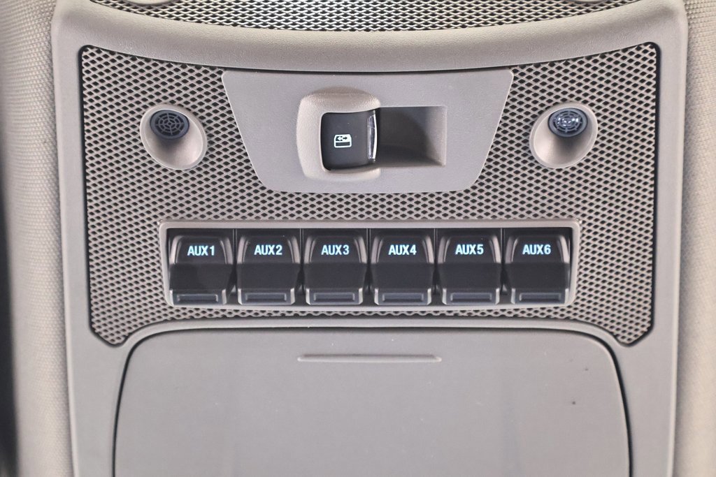 Certified 2020 Ford F350 Lariat w/ Tremor Off-Road Package image 38