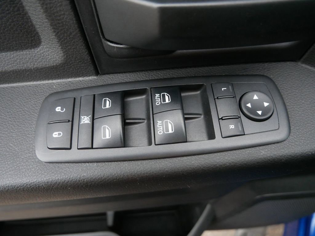 Used 2018 RAM 1500 Express image 10