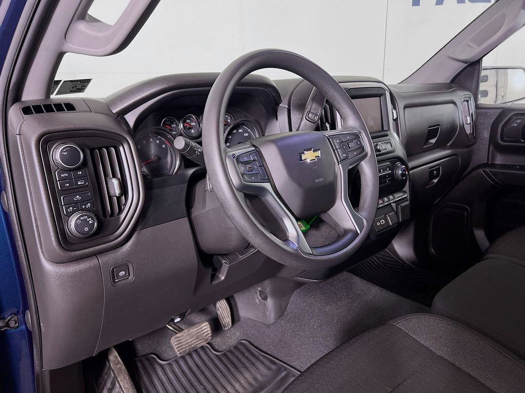 Used 2022 Chevrolet Silverado 1500 Custom w/ Safety Confidence Package image 11