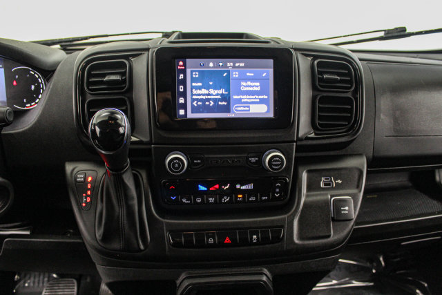 Used 2025 RAM ProMaster 2500 FWD image 23