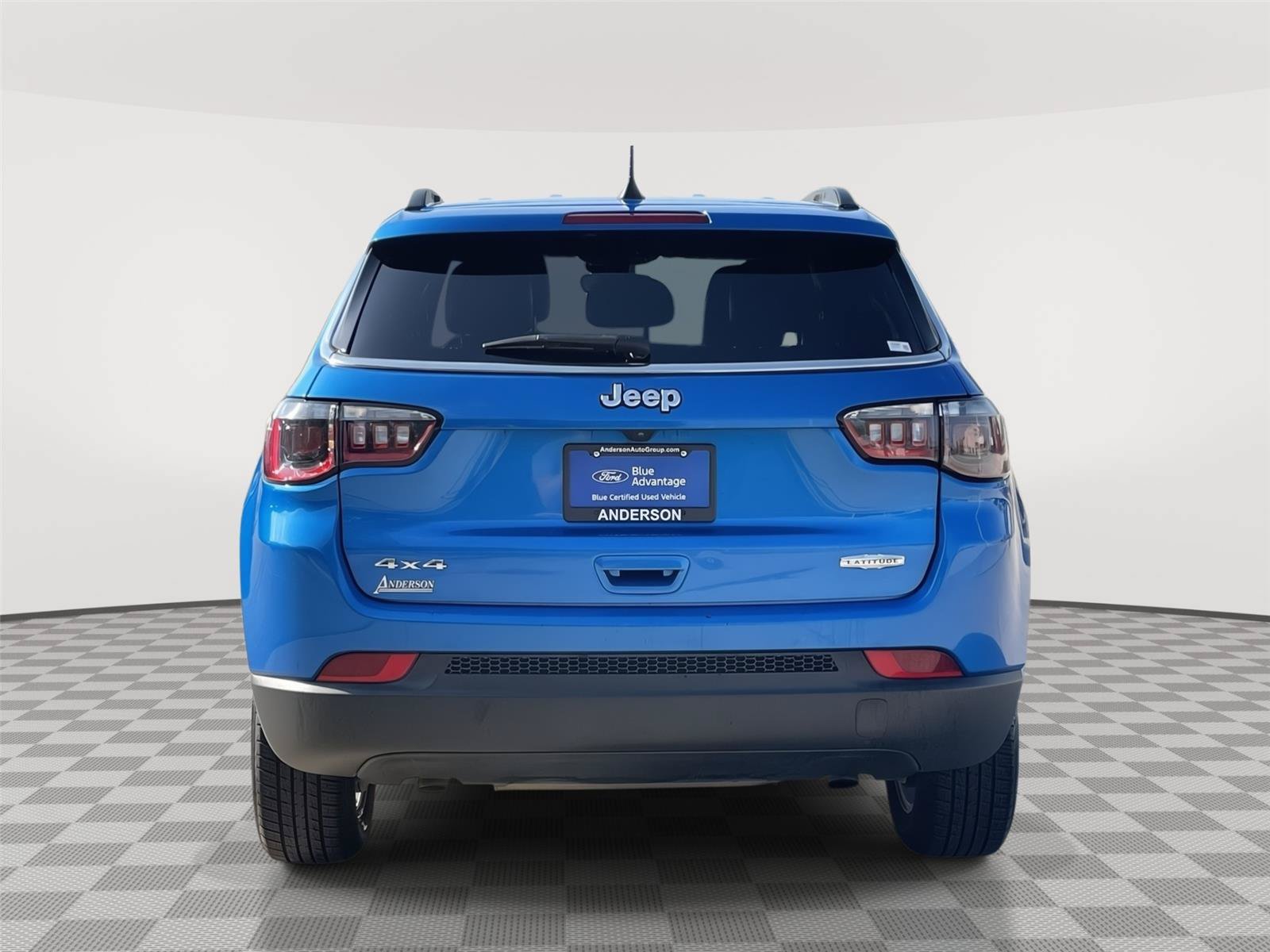 Used 2024 Jeep Compass Latitude AWD/4WD image 8