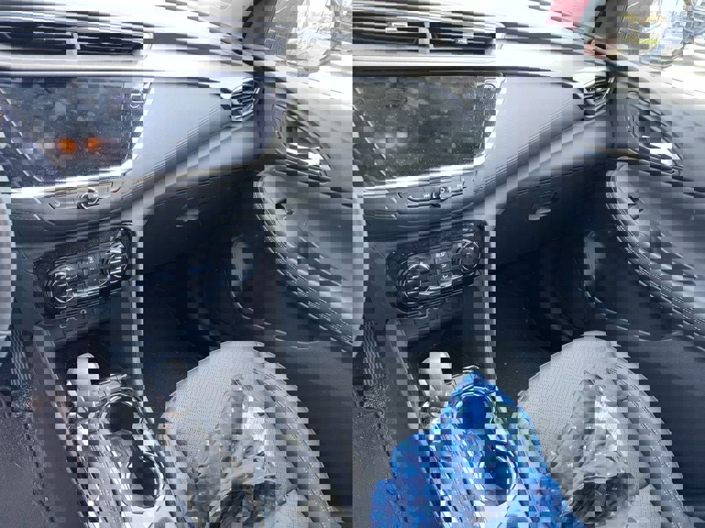 Used 2023 Buick Encore GX Essence w/ Experience Buick Package image 14