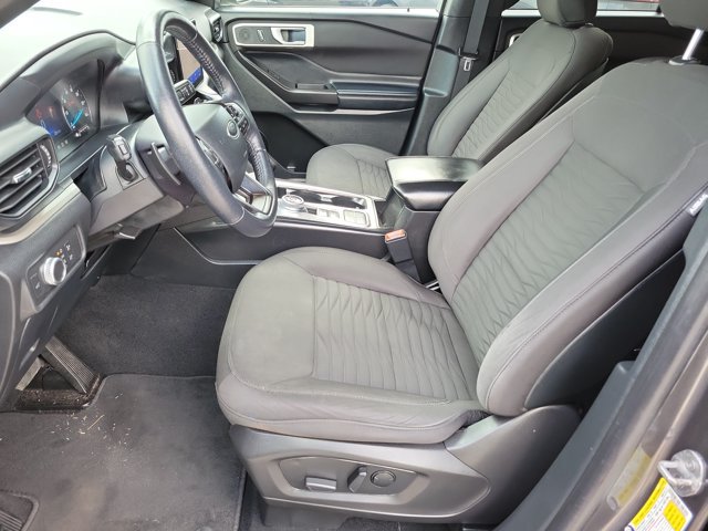 Certified 2020 Ford Explorer XLT RWD image 18
