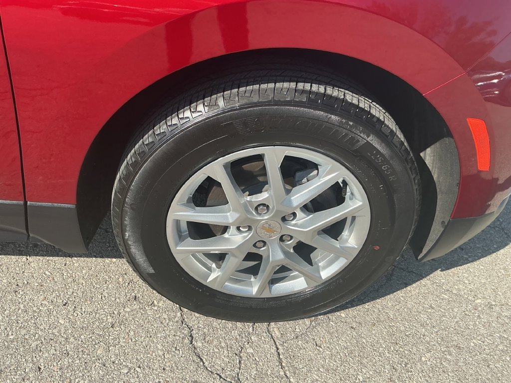 Used 2022 Chevrolet Equinox LT FWD image 15