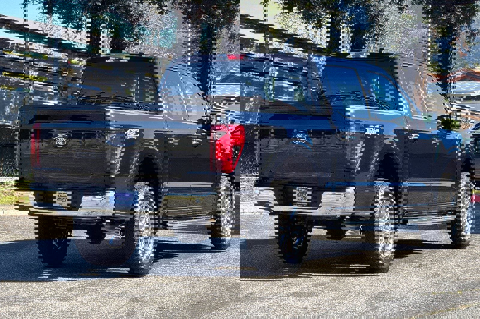 Certified 2025 Ford F150 XLT w/ Equipment Group 301A Standard image 4