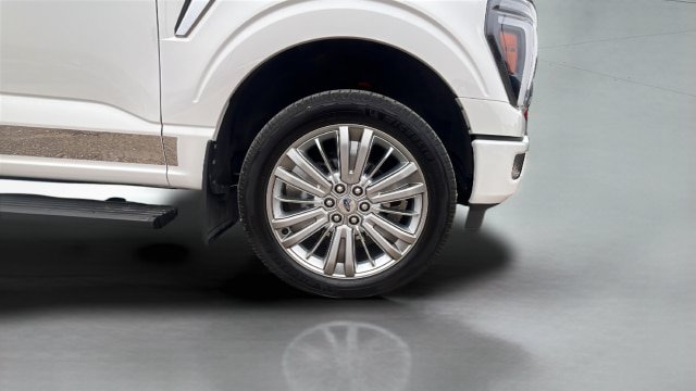 Certified 2025 Ford F150 Platinum w/ Equipment Group 703A Plus AWD/4WD image 30