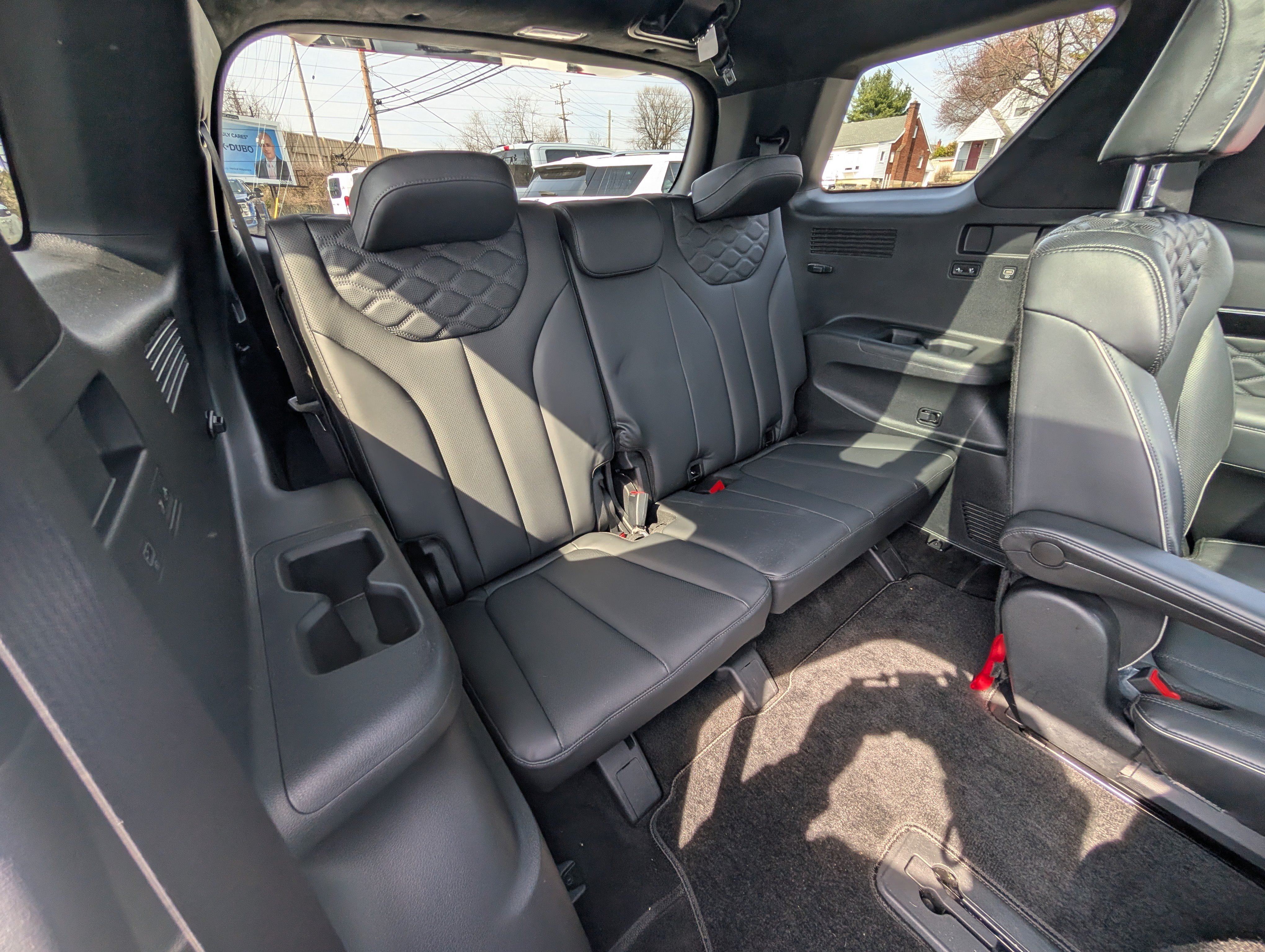 Used 2022 Hyundai Palisade Calligraphy w/ Cargo Package FWD image 14
