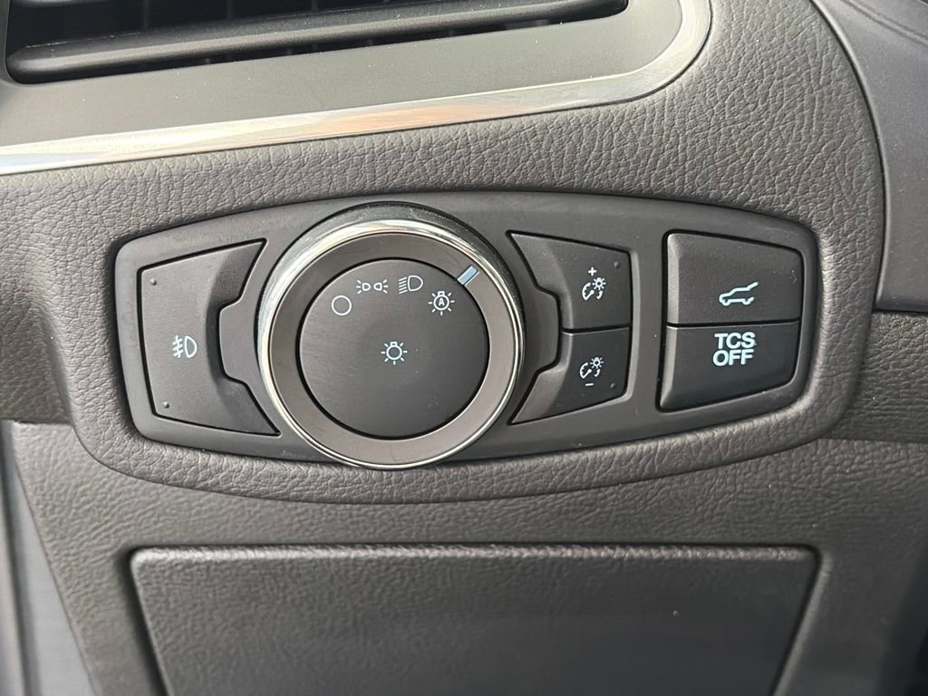 Certified 2024 Ford Edge Titanium image 24