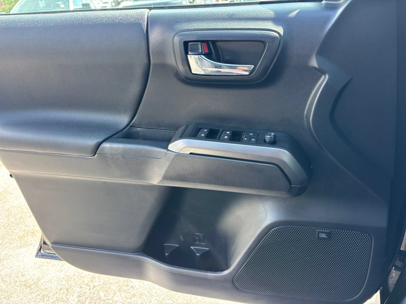 Used 2020 Toyota Tacoma TRD Pro AWD/4WD image 12