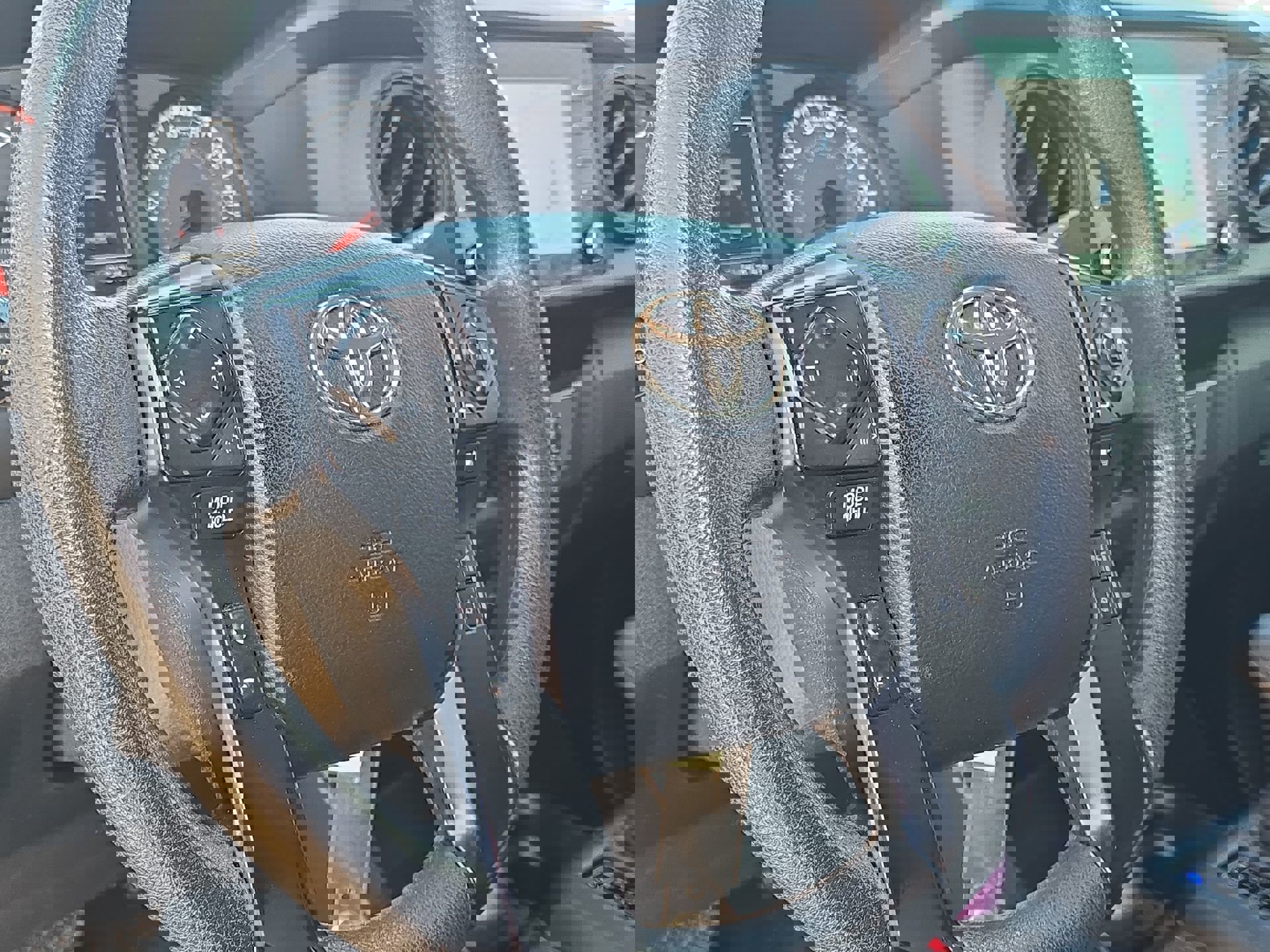 Used 2021 Toyota Tacoma SR w/ SR Convenience Package image 14