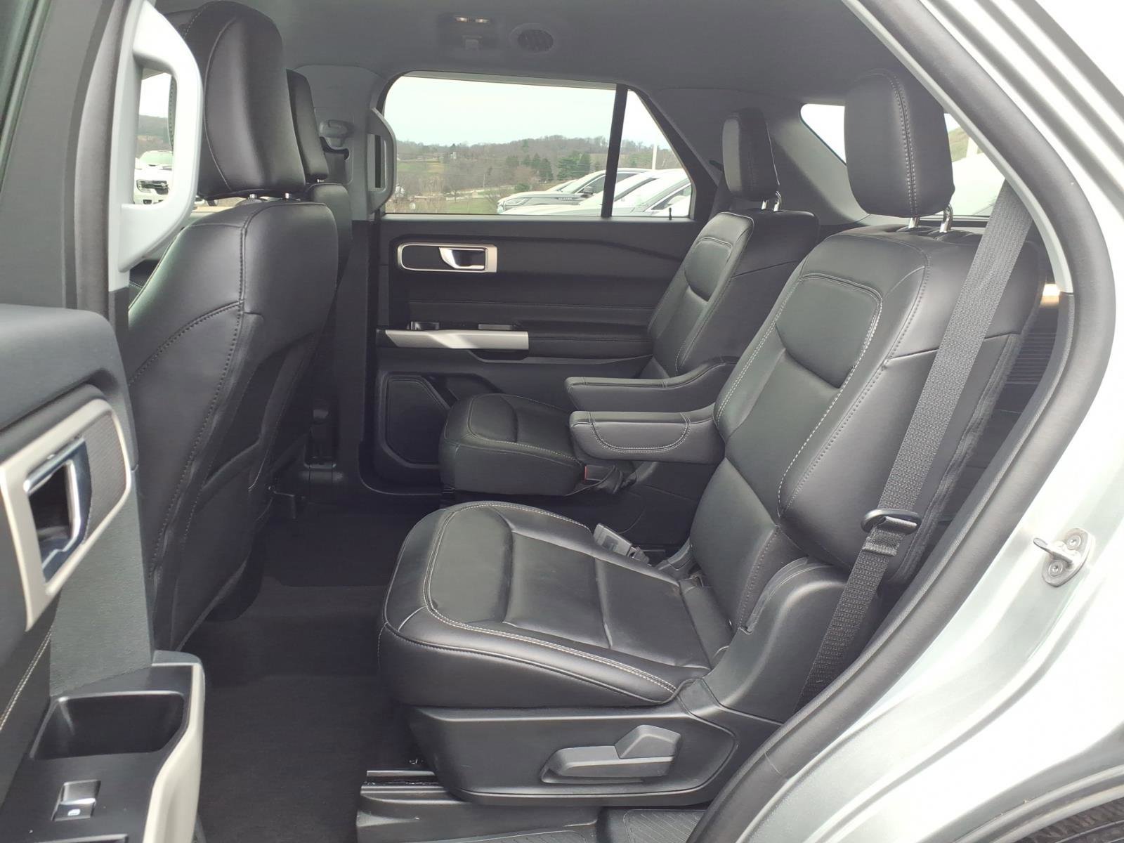 Certified 2023 Ford Explorer XLT w/ Equipment Group 202A image 10