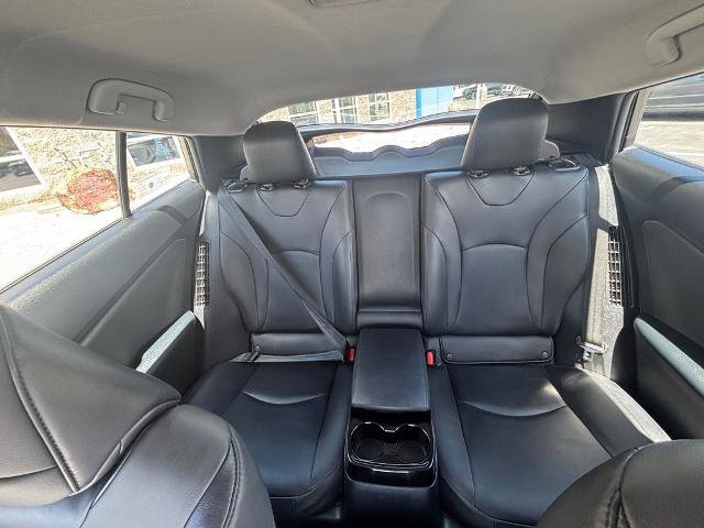 Used 2018 Toyota Prius Prime Premium FWD image 22