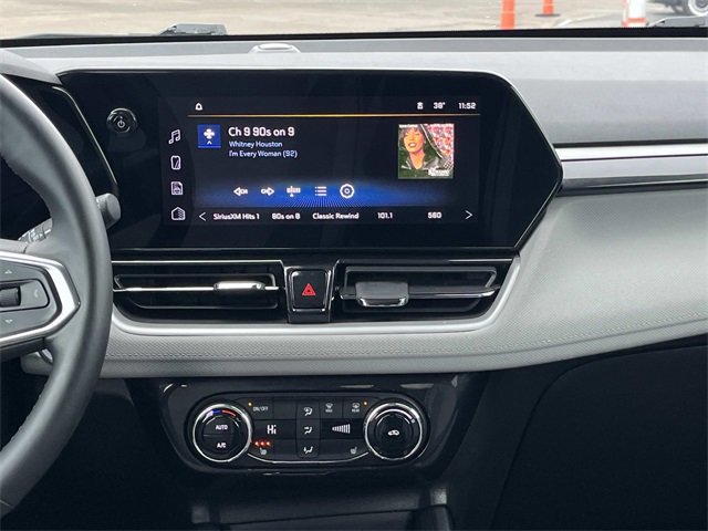 Used 2024 Chevrolet TrailBlazer LT w/ Convenience Package image 16