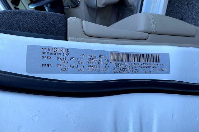 Used 2019 Jeep Grand Cherokee Overland RWD image 18