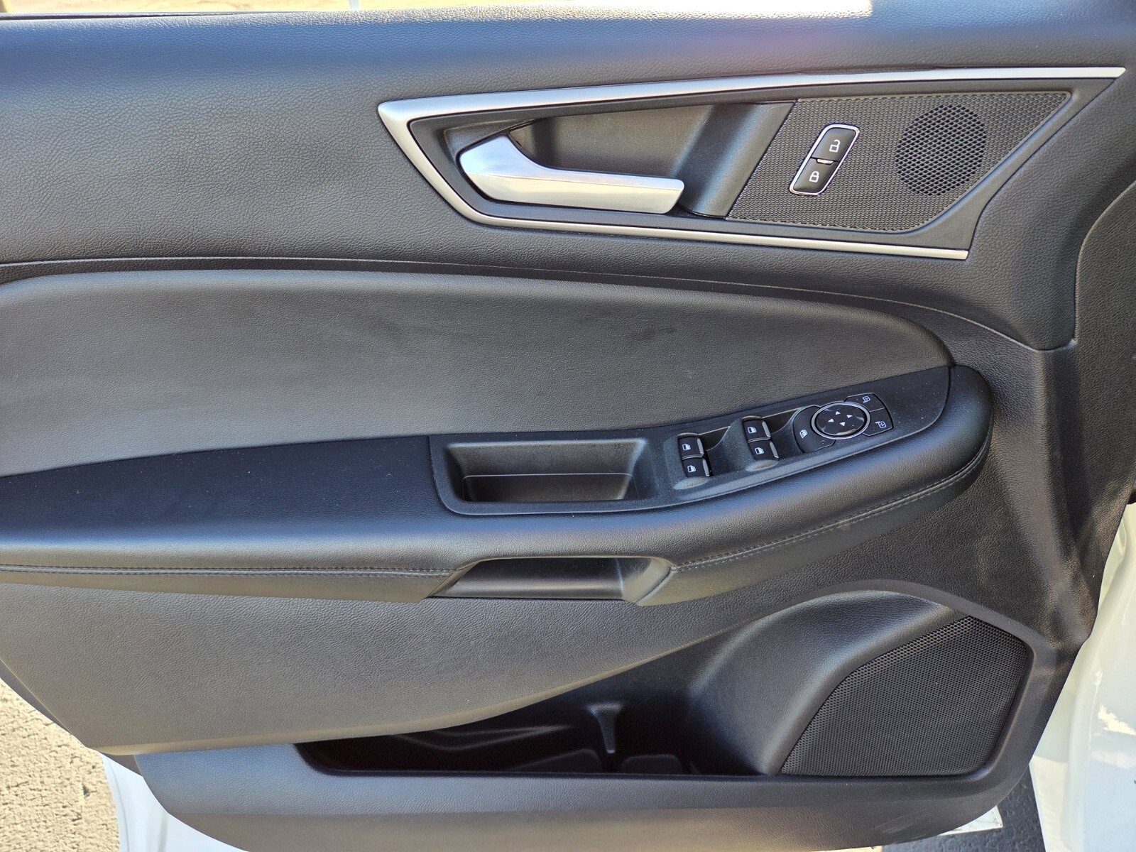 Certified 2022 Ford Edge SEL w/ Convenience Package image 18