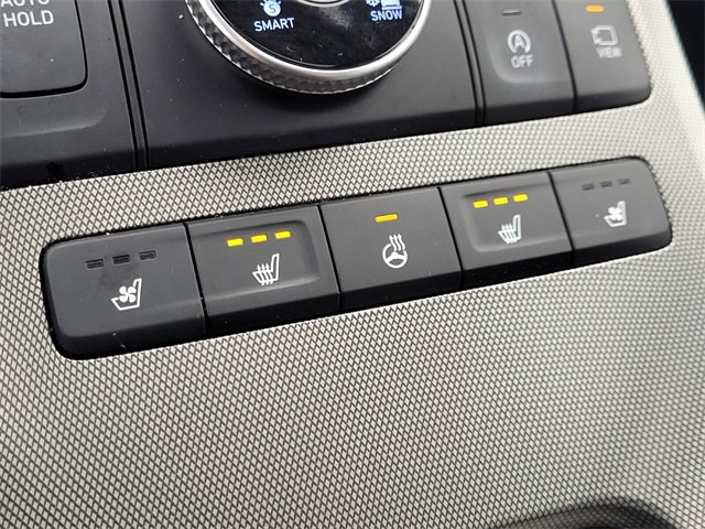 Used 2022 Hyundai Palisade Limited image 26