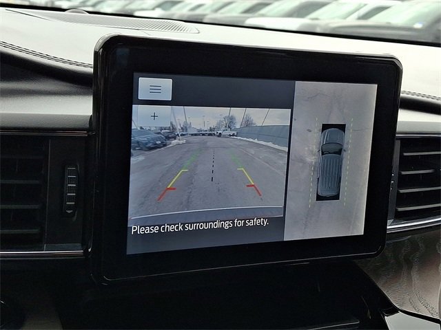 Certified 2023 Ford Explorer Platinum w/ Equipment Group 601A image 18