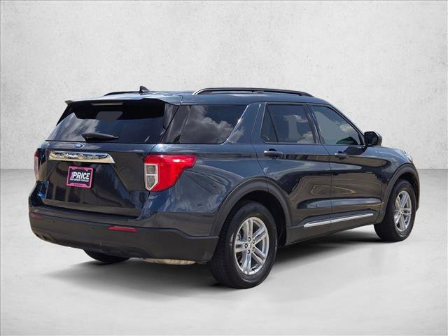 Certified 2023 Ford Explorer XLT RWD image 5