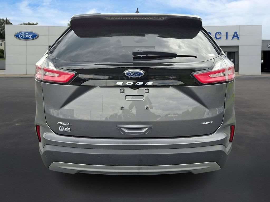 Certified 2022 Ford Edge SEL w/ Convenience Package AWD/4WD image 6
