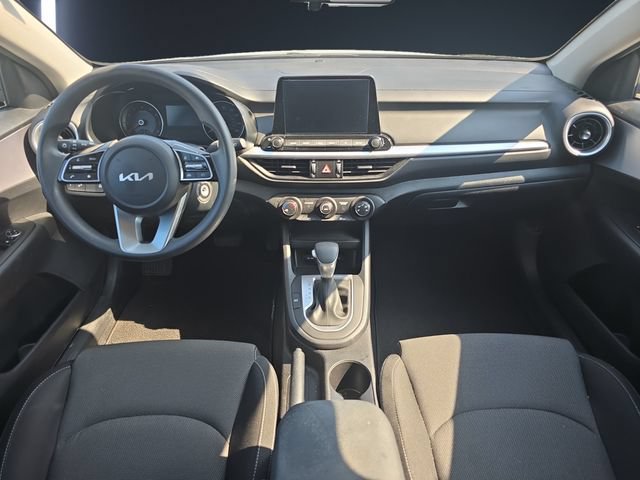 Used 2024 Kia Forte LXS w/ LXS Technology Package FWD image 10