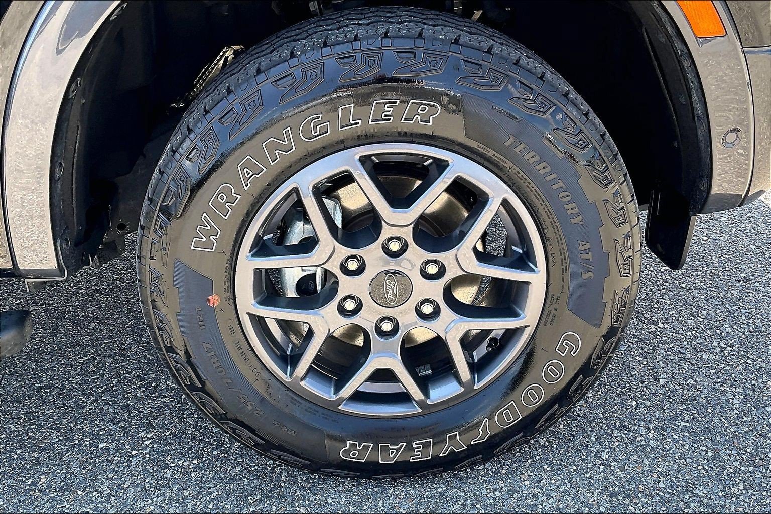 Certified 2024 Ford Ranger XLT w/ Technology Package AWD/4WD image 9