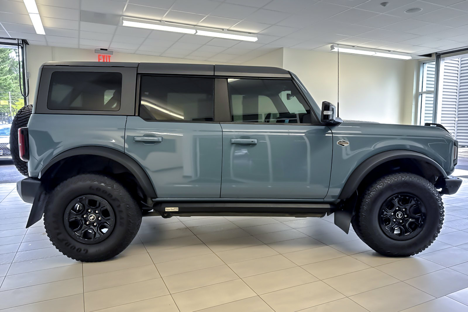 Certified 2021 Ford Bronco Wildtrak AWD/4WD image 3