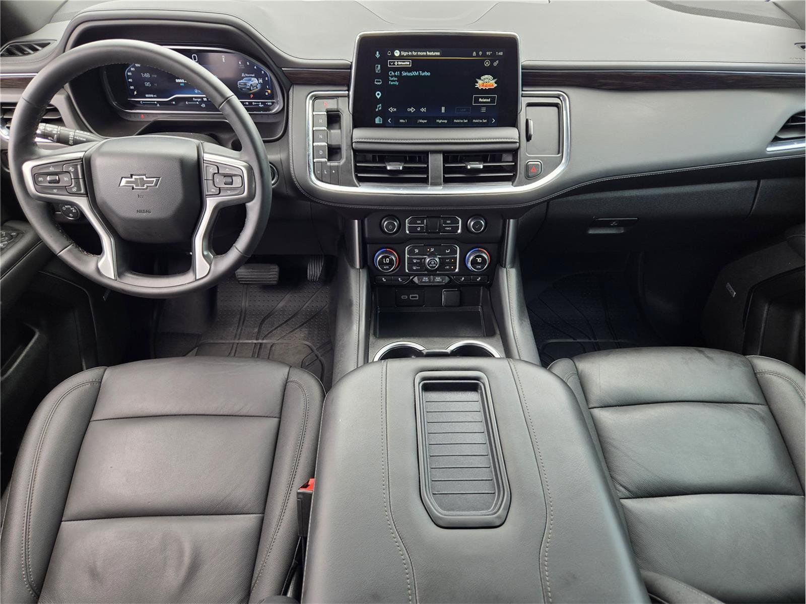 Used 2023 Chevrolet Tahoe Z71 w/ Luxury Package AWD/4WD image 31