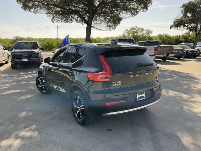 Used 2024 Volvo XC40 B5 Core AWD/4WD image 26