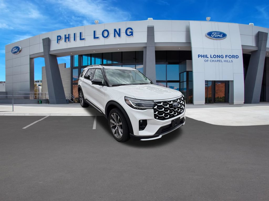 Certified 2025 Ford Explorer Platinum w/ Ultimate Package AWD/4WD image 9