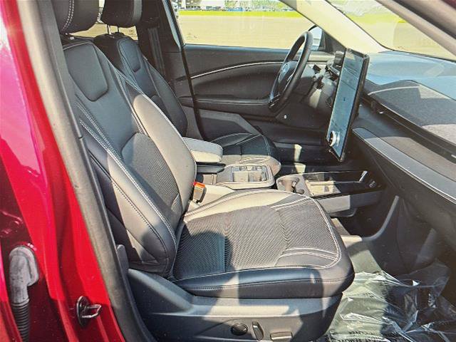 Certified 2025 Ford Mustang Mach-E Premium AWD/4WD image 17