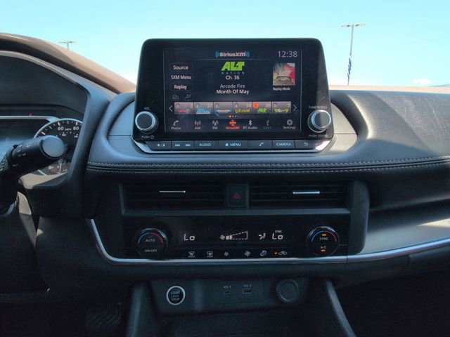 Used 2023 Nissan Rogue SV FWD image 25