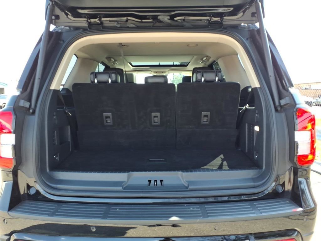 Certified 2024 Ford Expedition XLT AWD/4WD image 10