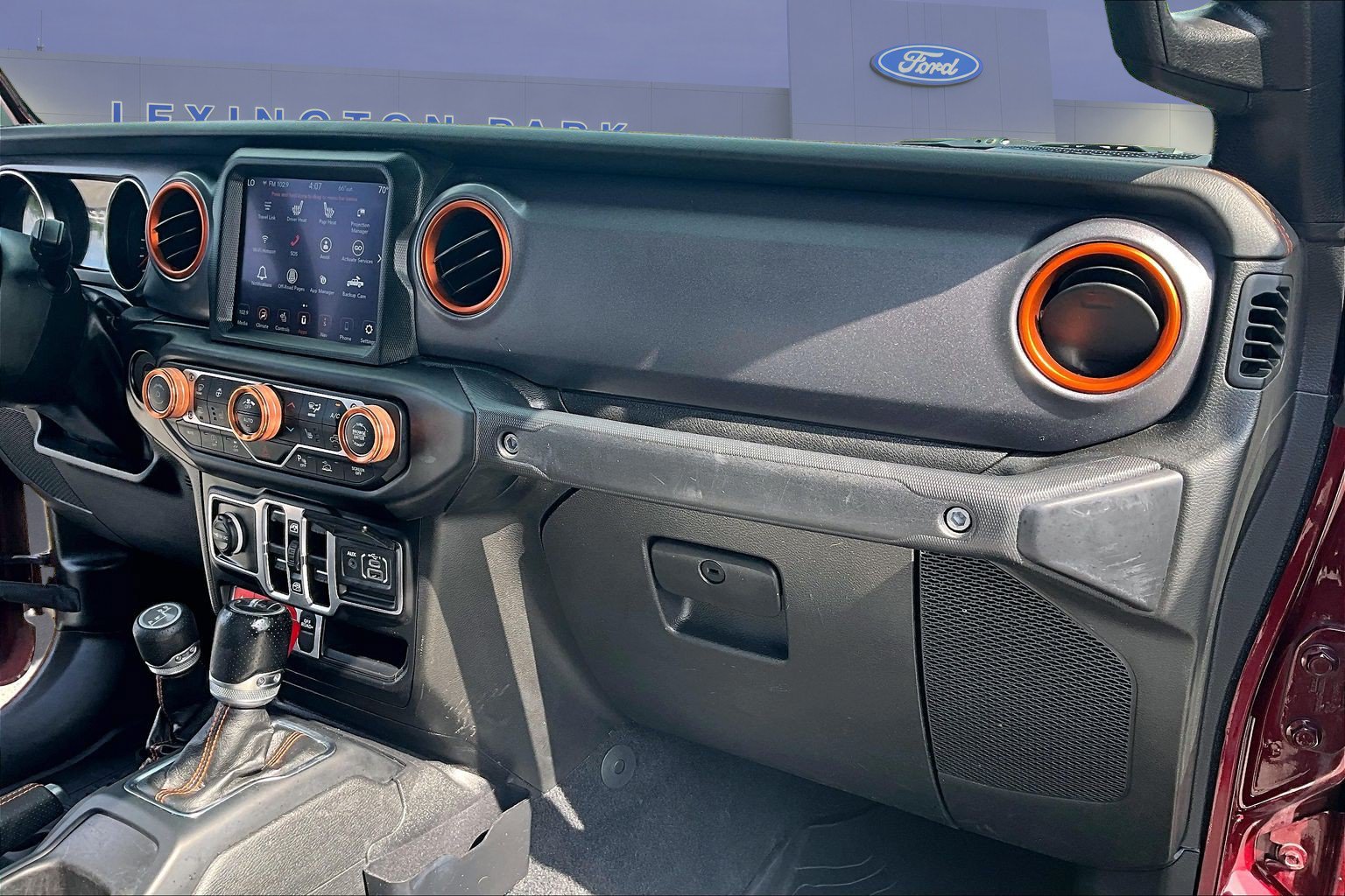 Used 2022 Jeep Gladiator Mojave w/ LED Lighting Group AWD/4WD image 27