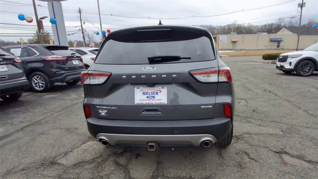 Certified 2022 Ford Escape Titanium w/ Titanium Elite Package image 5