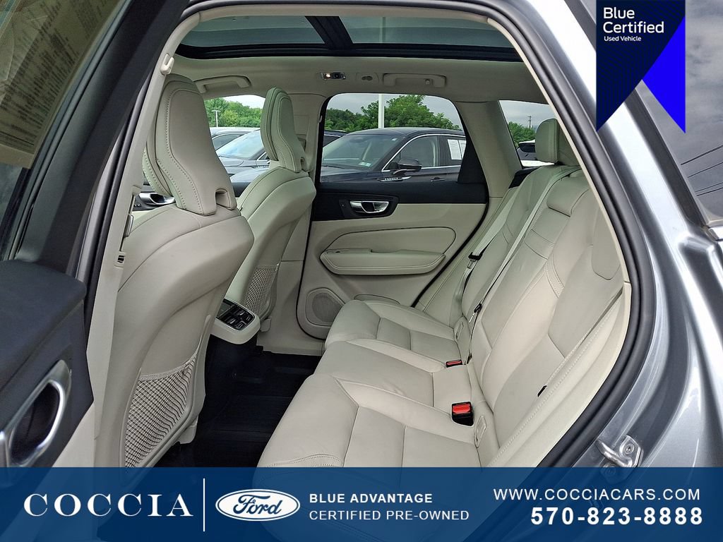 Used 2021 Volvo XC60 T5 Inscription w/ Advanced Package AWD/4WD image 10