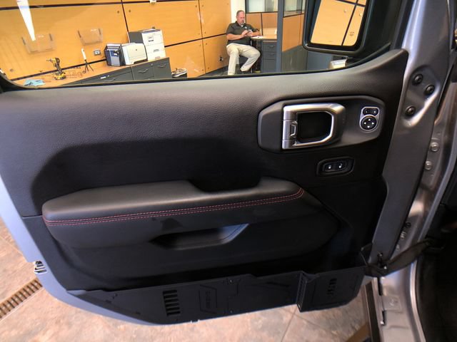 Used 2020 Jeep Wrangler Unlimited Rubicon AWD/4WD image 12