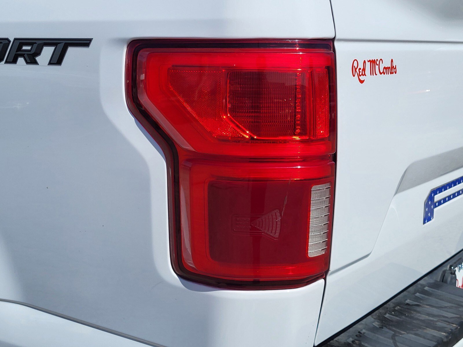 Certified 2019 Ford F150 Lariat w/ Equipment Group 502A Luxury image 10