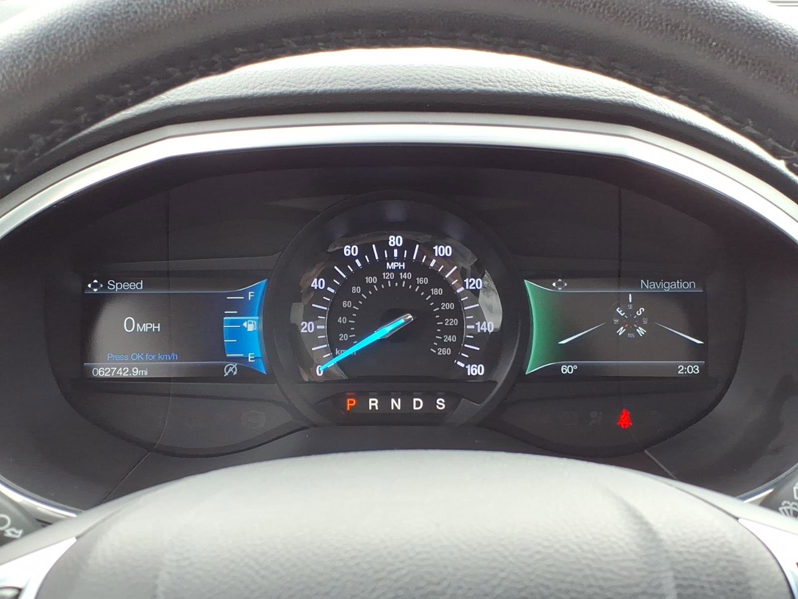 Certified 2019 Ford Edge Titanium w/ Cold Weather Package AWD/4WD image 24