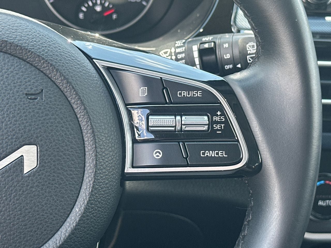 Used 2022 Kia Seltos S FWD image 27