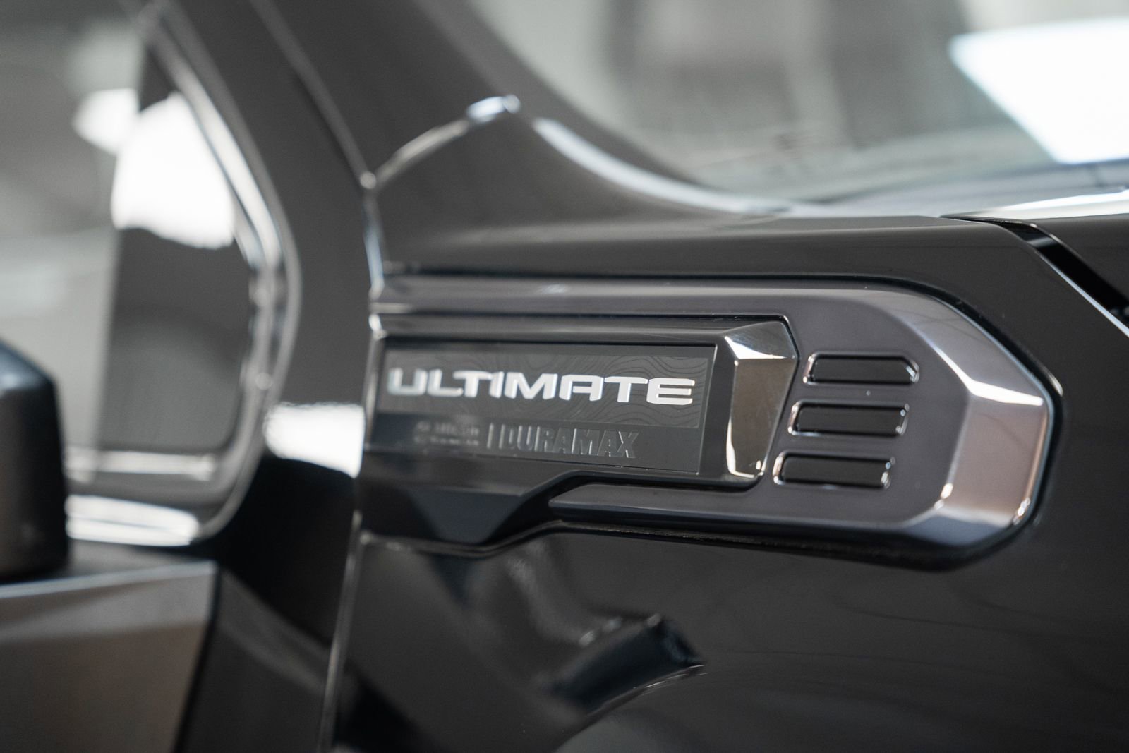 Used 2024 GMC Sierra 2500 Denali Ultimate image 11