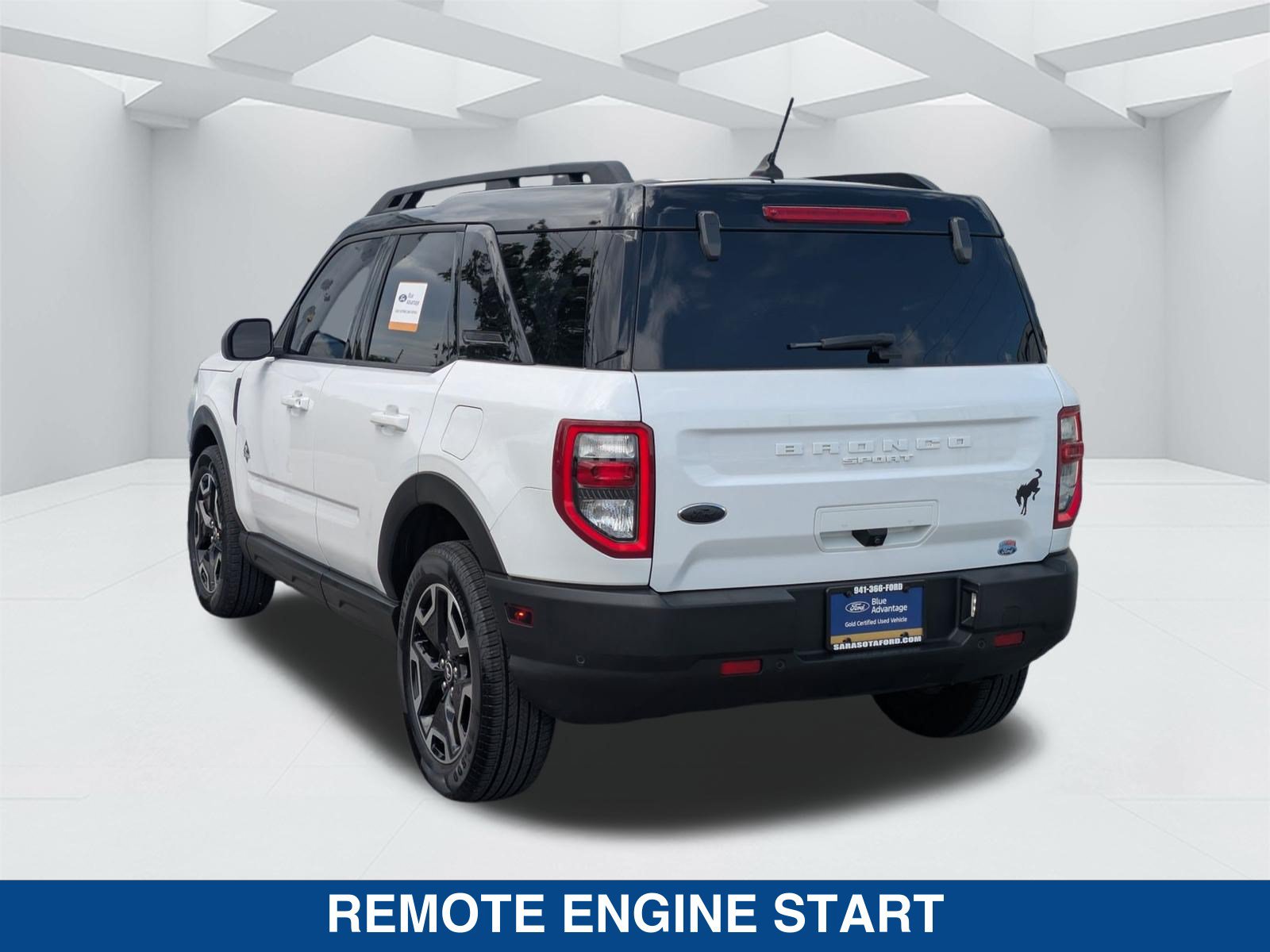 Certified 2022 Ford Bronco Sport Outer Banks w/ Tech Package AWD/4WD image 7