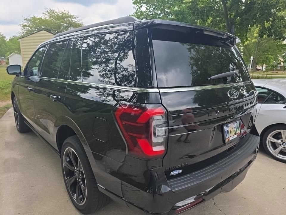Certified 2023 Ford Expedition Limited AWD/4WD image 3