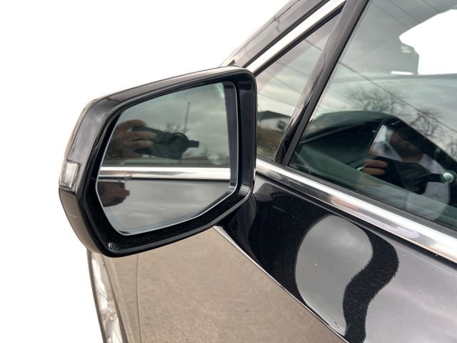 Used 2023 Cadillac XT6 Luxury w/ LPO, Floor Liner Package image 19