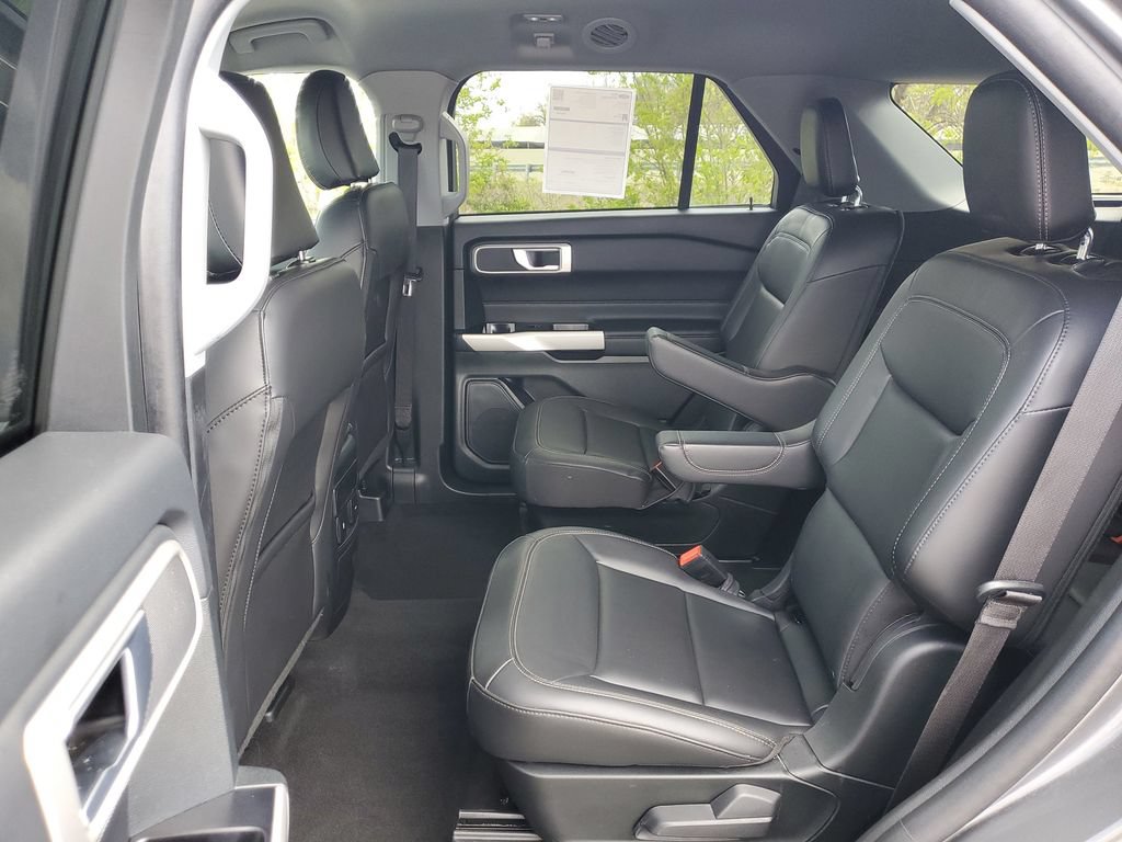 Certified 2024 Ford Explorer XLT w/ Equipment Group 202A AWD/4WD image 14