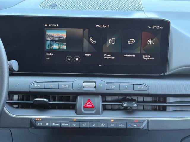 Used 2025 Kia K4 FWD image 20