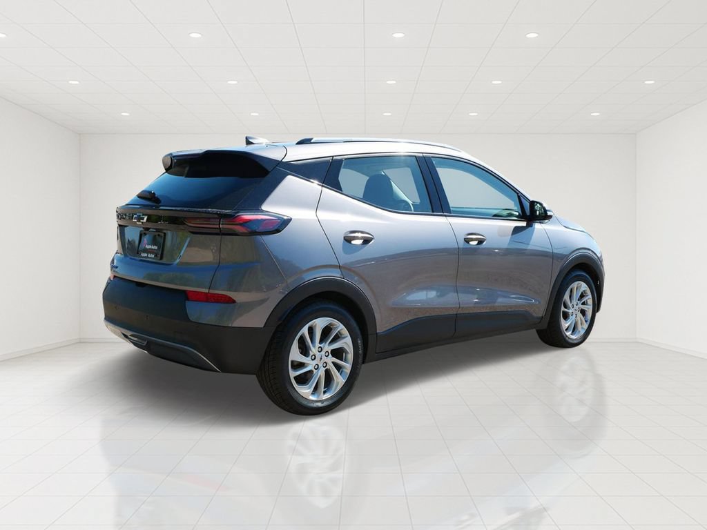 Used 2023 Chevrolet Bolt EUV LT w/ Driver Confidence Package FWD image 6