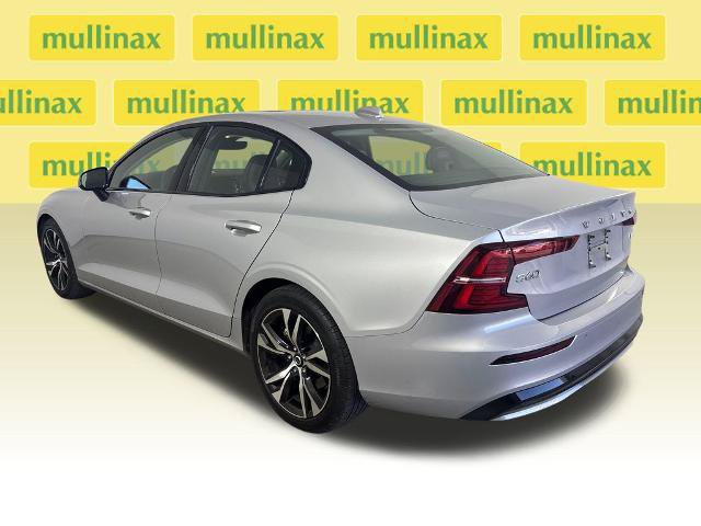 Used 2025 Volvo S60 B5 Core AWD/4WD image 11