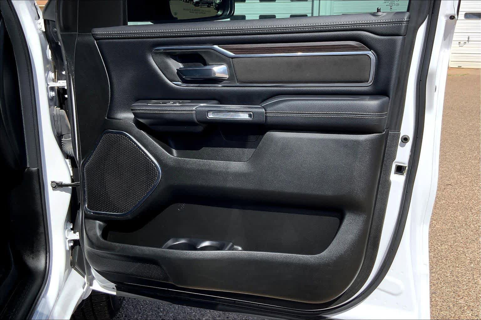 Used 2025 RAM 1500 Laramie w/ Laramie Southwest Edition AWD/4WD image 22