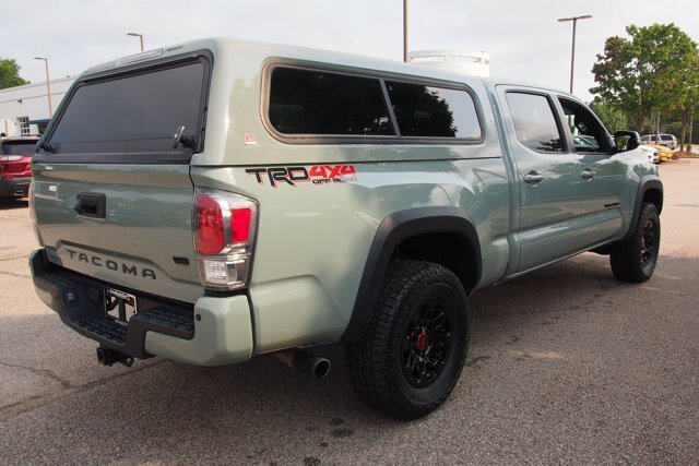Used 2022 Toyota Tacoma TRD Off-Road w/ Technology Package AWD/4WD image 8