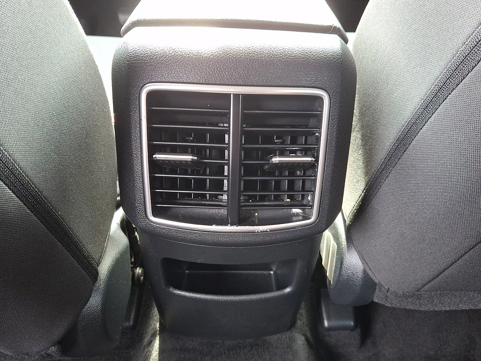 Used 2024 Kia Sportage LX image 11